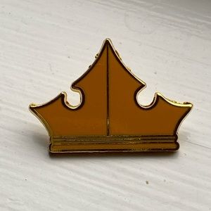 Sleeping Beauty Princess Aurora Crown Trading Pin